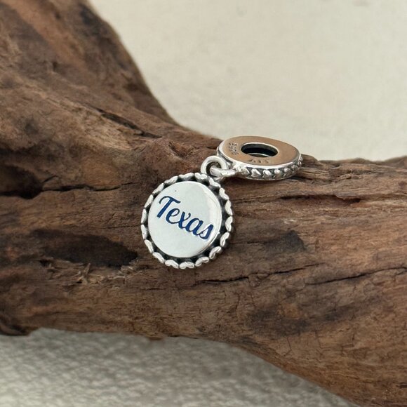 Pandora Texas Flag Exclusive S925 Silver Dangle Charm - Picture 2 of 5